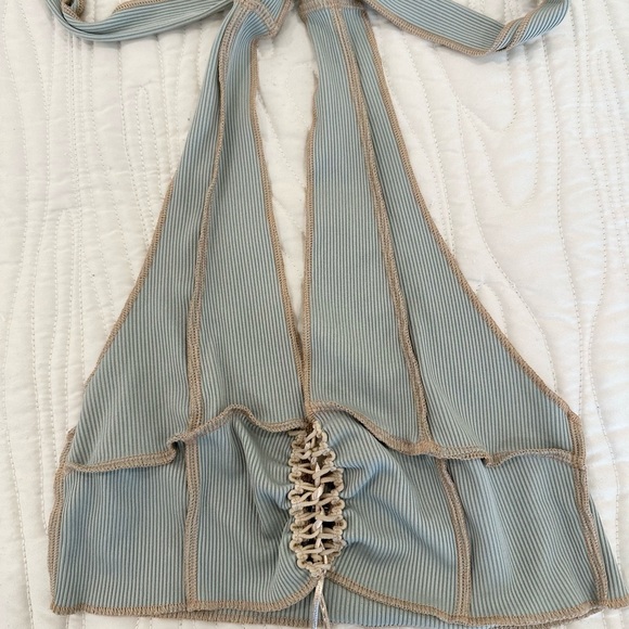 Seam Detail Crop Top Size XS New - Picture 2 of 7